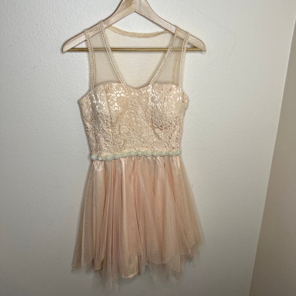 Papaya Cream Lace Overlay Dress Medium